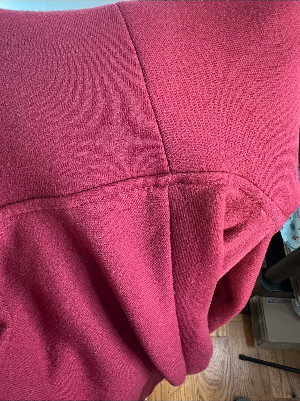 #398 Athleta Altitude Jogger Polartec Power Stretch Fleece Joggers Red Large EUC - Picture 7 of 7